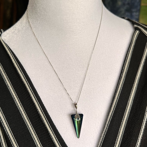 403. Spike Bermuda Blue pendant w/ 18” SS Chain & matching threader earr… - Picture 7 of 8